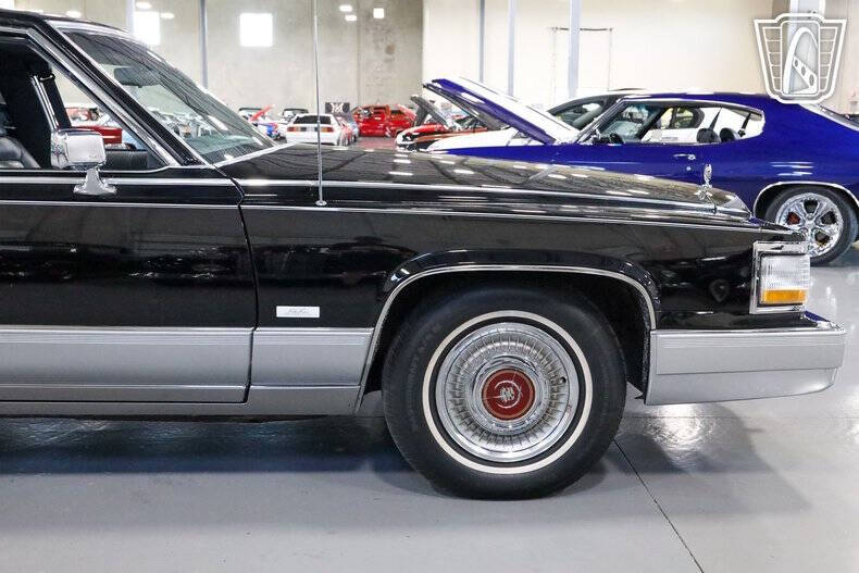 1992 Cadillac Brougham