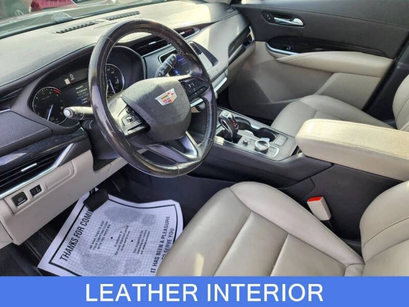 2019 Cadillac XT4 Premium Luxury