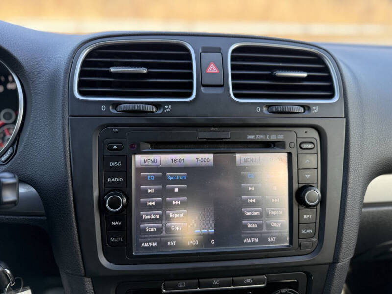 2012 Volkswagen Golf 2.5L PZEV