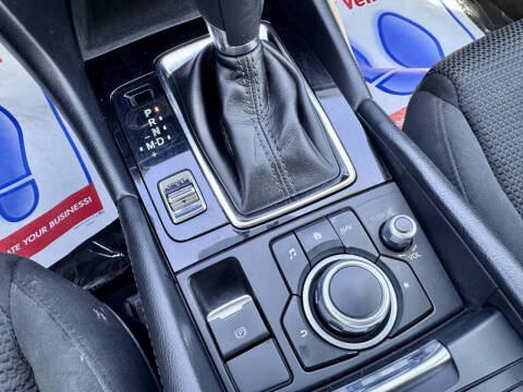 2017 Mazda MAZDA3 Sport