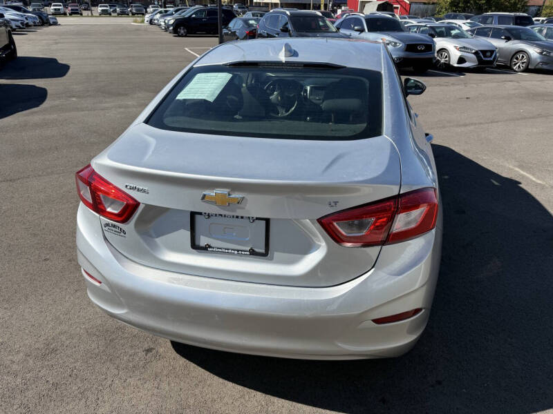 2018 Chevrolet Cruze LT Auto