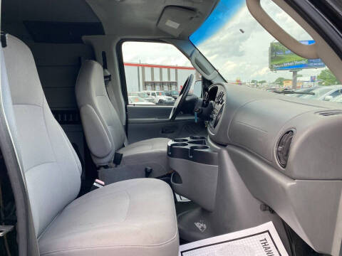 2006 Ford E-Series E-350 SD