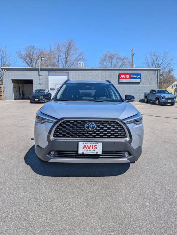 2025 Toyota Corolla Cross XLE