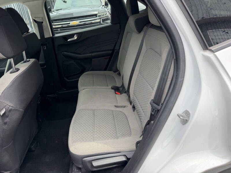 2021 Ford Escape SE