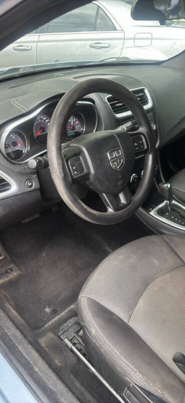 2013 Dodge Avenger SE