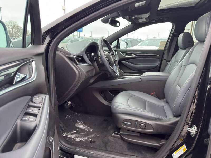 2024 Buick Enclave Essence