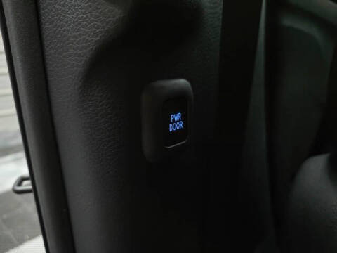 2024 Toyota Sienna Platinum 7-Passenger