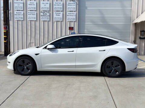 2022 Tesla Model 3 Long Range