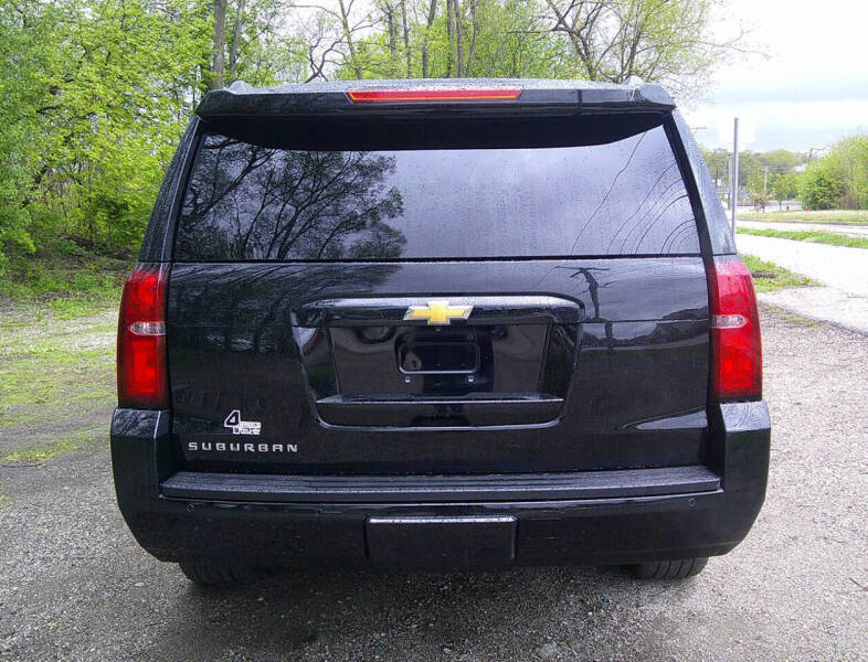2017 Chevrolet Suburban LT