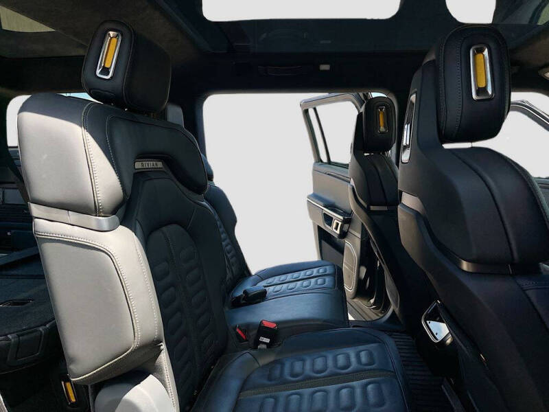 2022 Rivian R1S Launch Edition