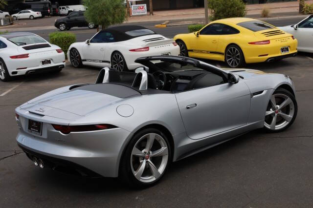 2019 Jaguar F-TYPE R-Dynamic