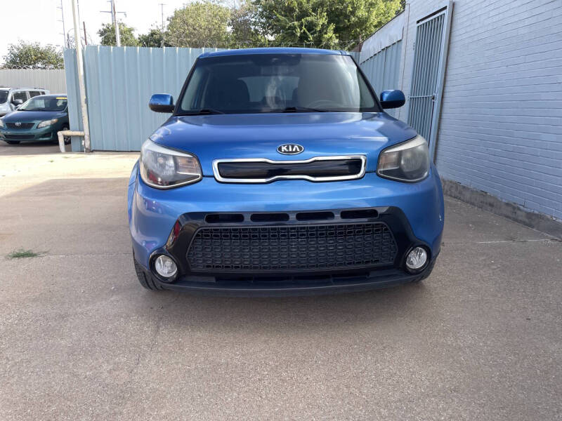 2016 Kia Soul +