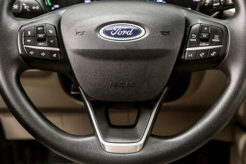 2022 Ford Escape Hybrid SE
