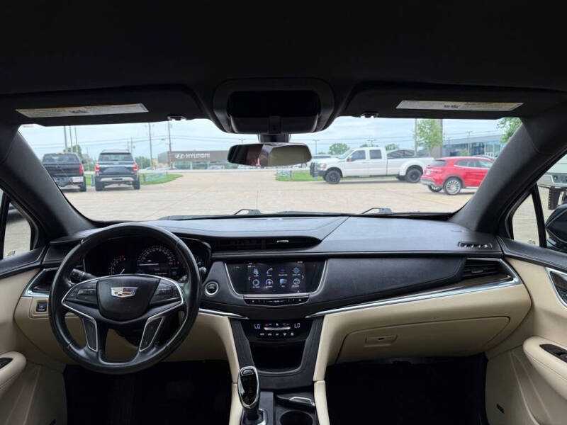 2018 Cadillac XT5