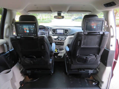 2020 Chrysler Pacifica Touring L Plus