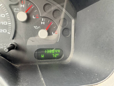 2004 Ford Explorer XLT