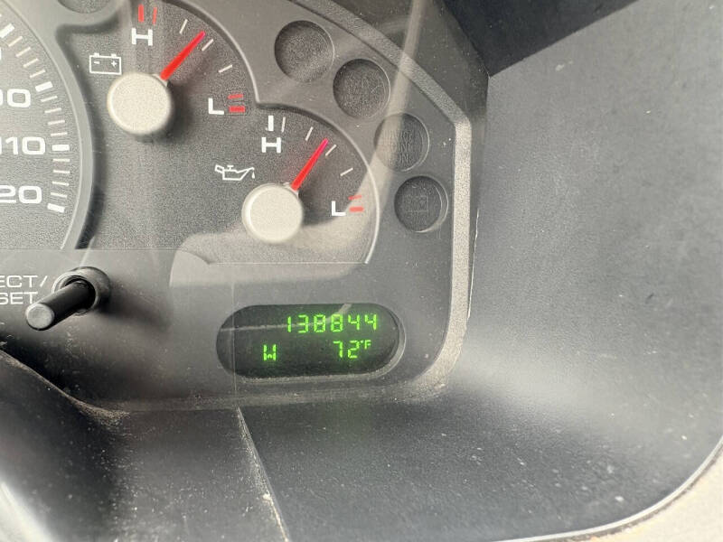 2004 Ford Explorer XLT