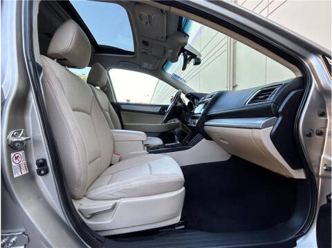 2017 Subaru Outback 2.5i Premium