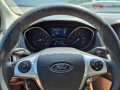 2014 Ford Focus SE