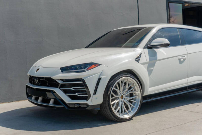 2019 Lamborghini Urus
