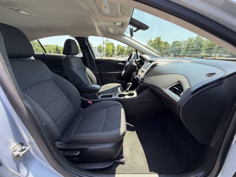 2018 Chevrolet Cruze LS Auto