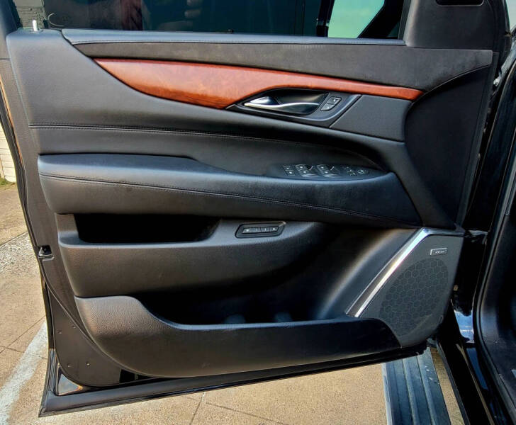 2017 Cadillac Escalade Premium Luxury