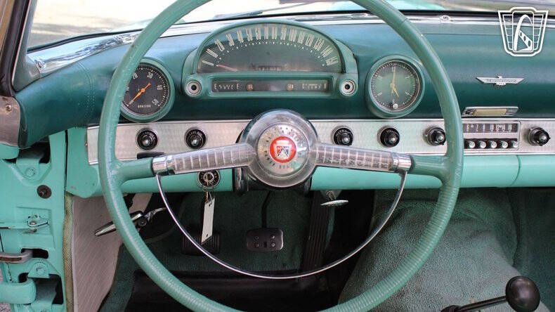 1955 Ford Thunderbird