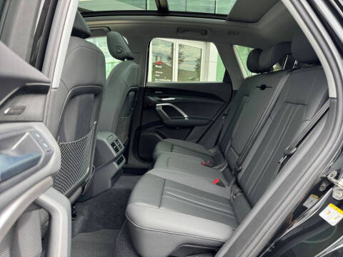 2025 Audi Q5 quattro Premium Plus TFSI