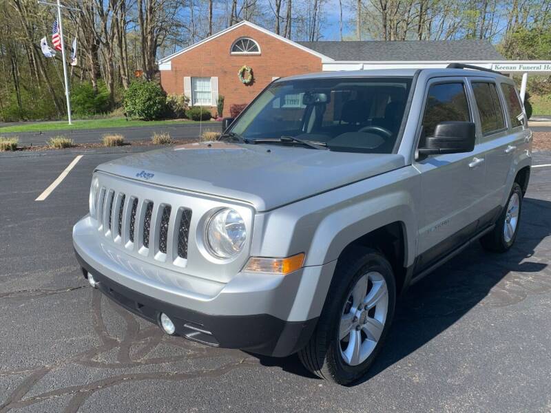 2012 Jeep Patriot for sale at Volpe Preowned in North Branford CT