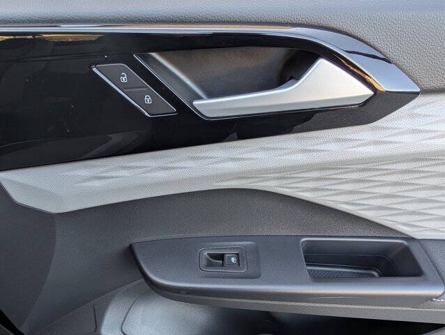 2024 Volkswagen Taos S