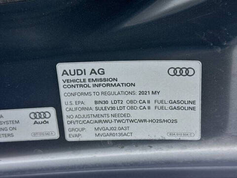 2021 Audi Q3 quattro Premium Plus 40 TFSI