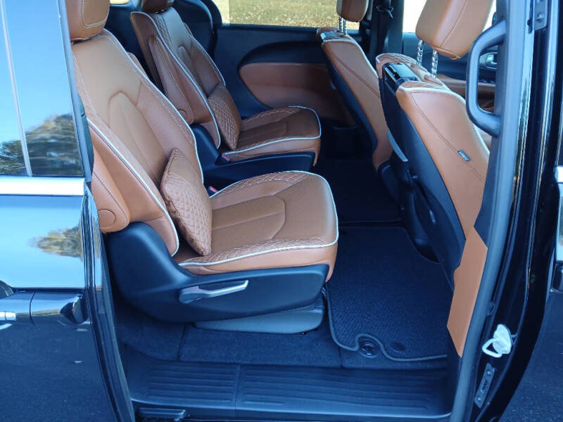 2024 Chrysler Pacifica Pinnacle