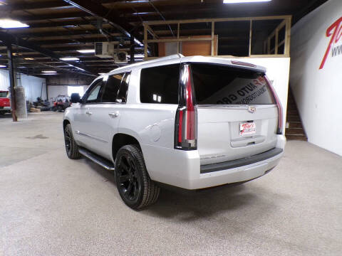 2020 Cadillac Escalade Luxury