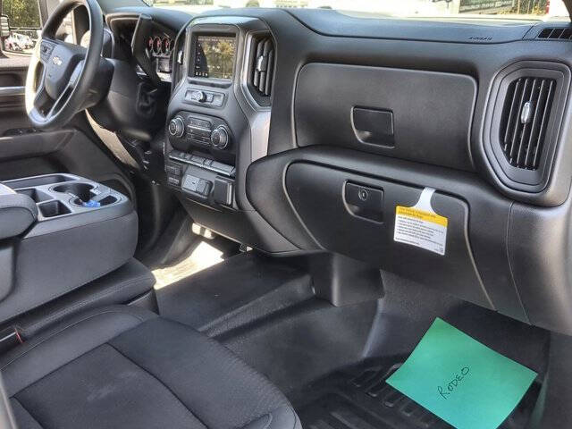 2025 Chevrolet Silverado 3500HD CC Work Truck