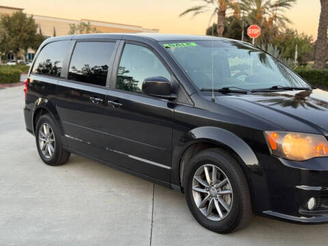 2014 Dodge Grand Caravan R/T