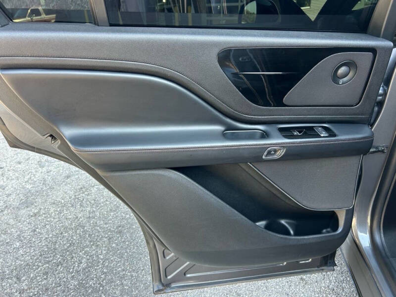 2022 Lincoln Aviator Reserve