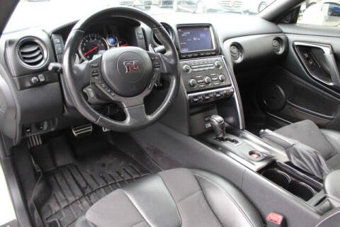 2014 Nissan GT-R Premium