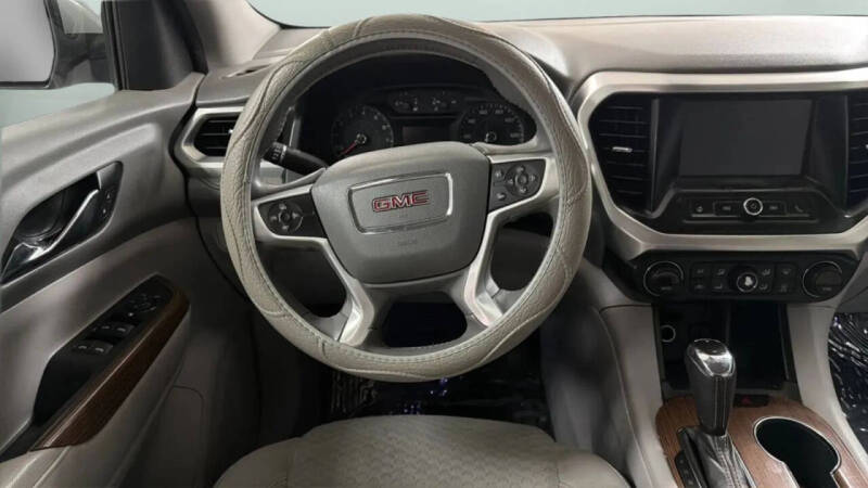 2018 GMC Acadia SLE-1