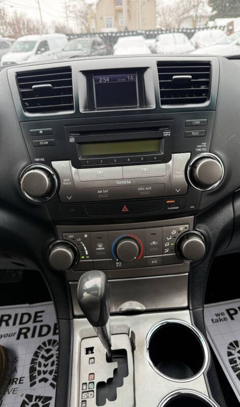 2008 Toyota Highlander Sport