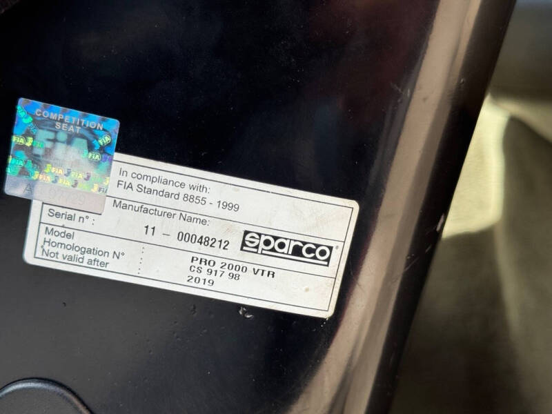 2004 Ford Mustang GT Deluxe