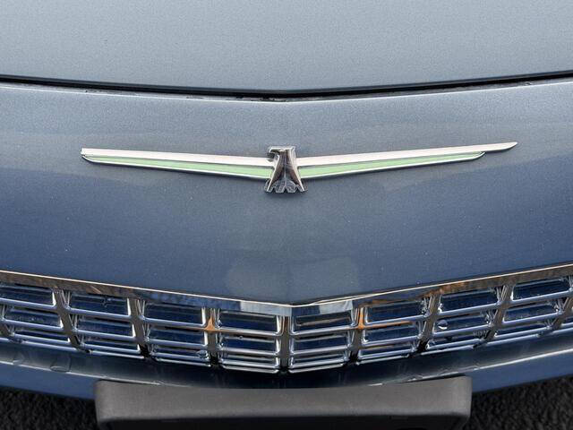 2005 Ford Thunderbird Deluxe
