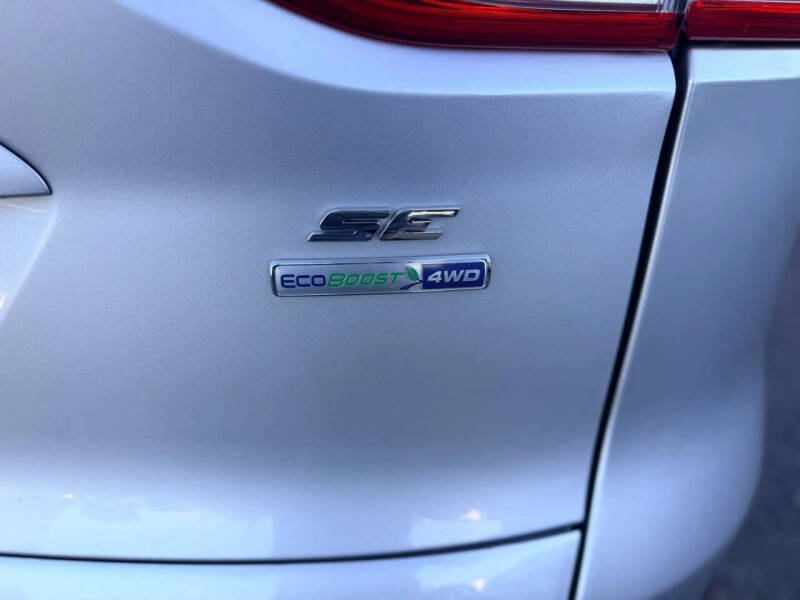2015 Ford Escape SE