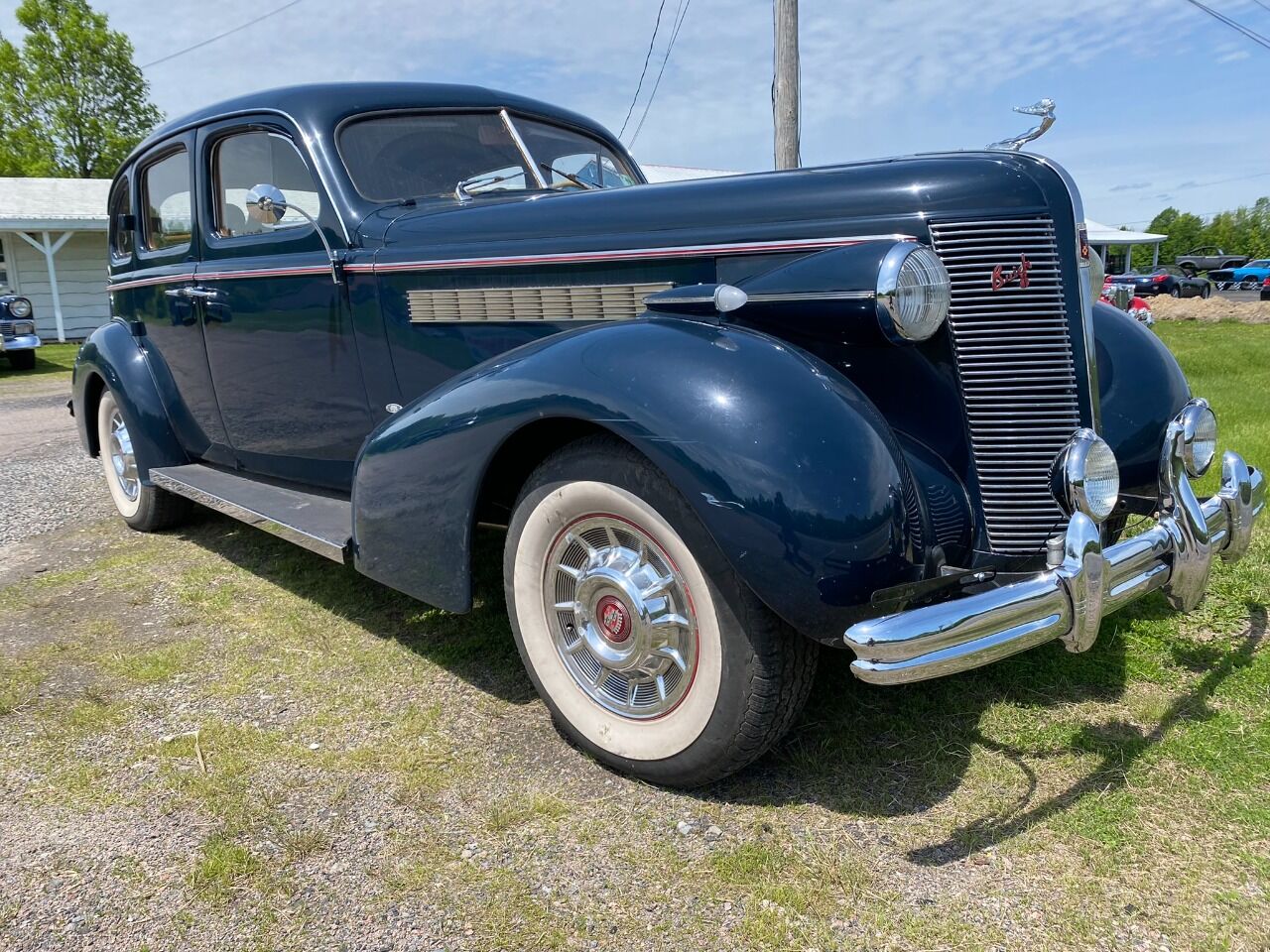 1937 Buick Special Sedan 19