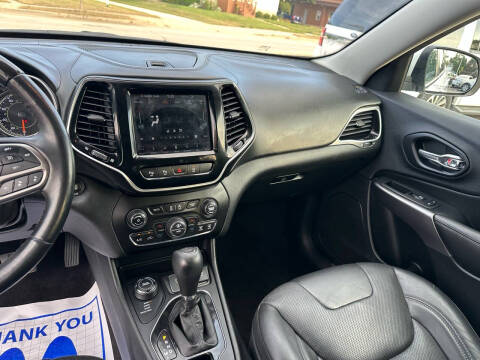 2019 Jeep Cherokee Overland