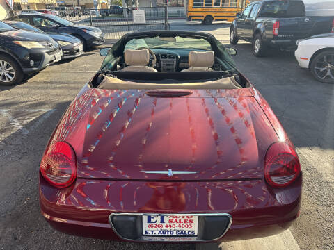 2004 Ford Thunderbird Deluxe