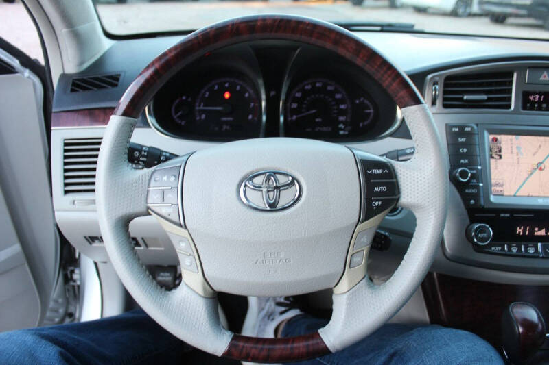 2011 Toyota Avalon Limited