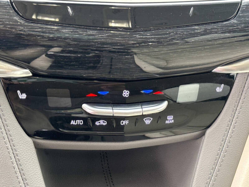 2021 Cadillac XT6 Premium Luxury