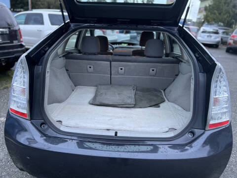 2011 Toyota Prius Two