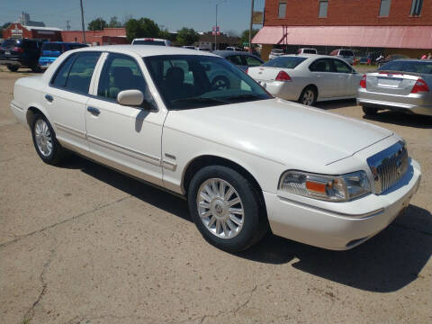 2009 Mercury Grand Marquis for sale at Apex Auto Sales in Coldwater KS