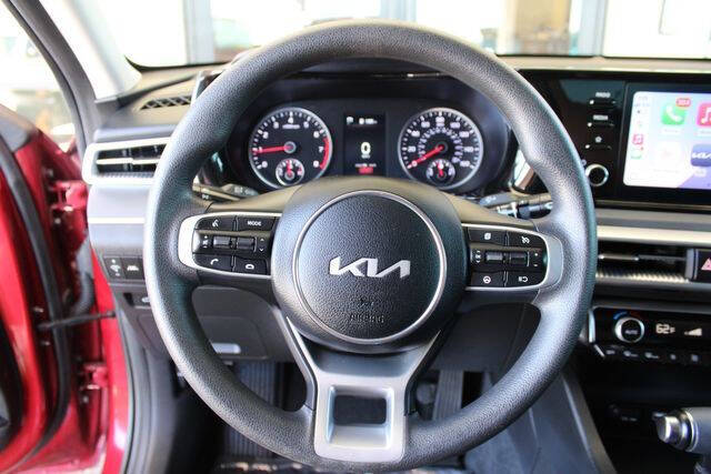 2023 Kia K5 LXS
